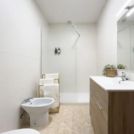 Rosaritohomes * مادريغال دي لا فيرا
