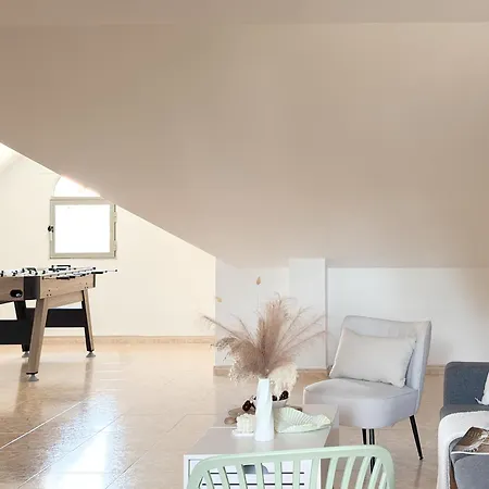 Rosaritohomes شقة مادريغال دي لا فيرا